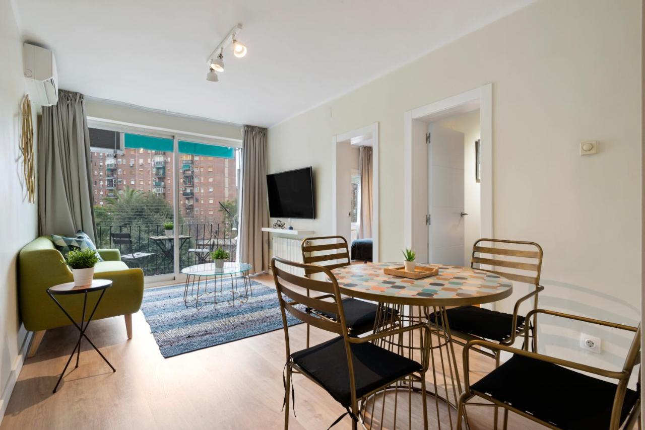 Tendency Apartments Forum 4 سان أدريان دي بيزوس المظهر الخارجي الصورة