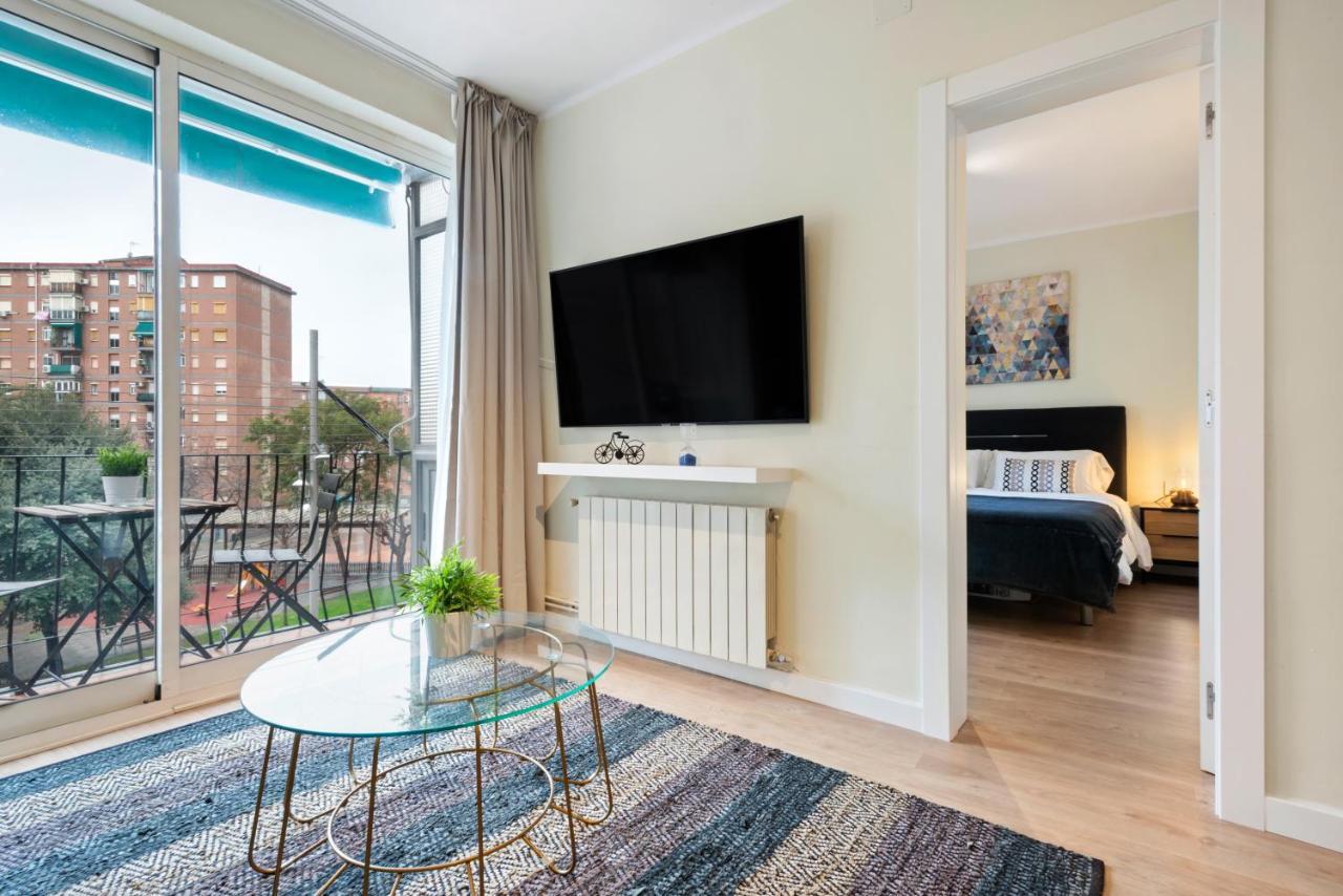 Tendency Apartments Forum 4 سان أدريان دي بيزوس المظهر الخارجي الصورة